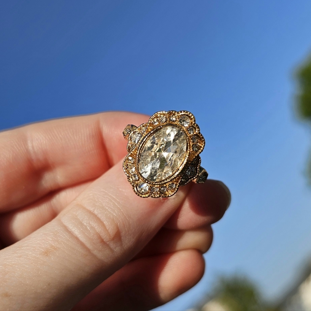 Jazz Lounge Clear Zirconia Art Deco Statement Ring - Picture 6 of 8